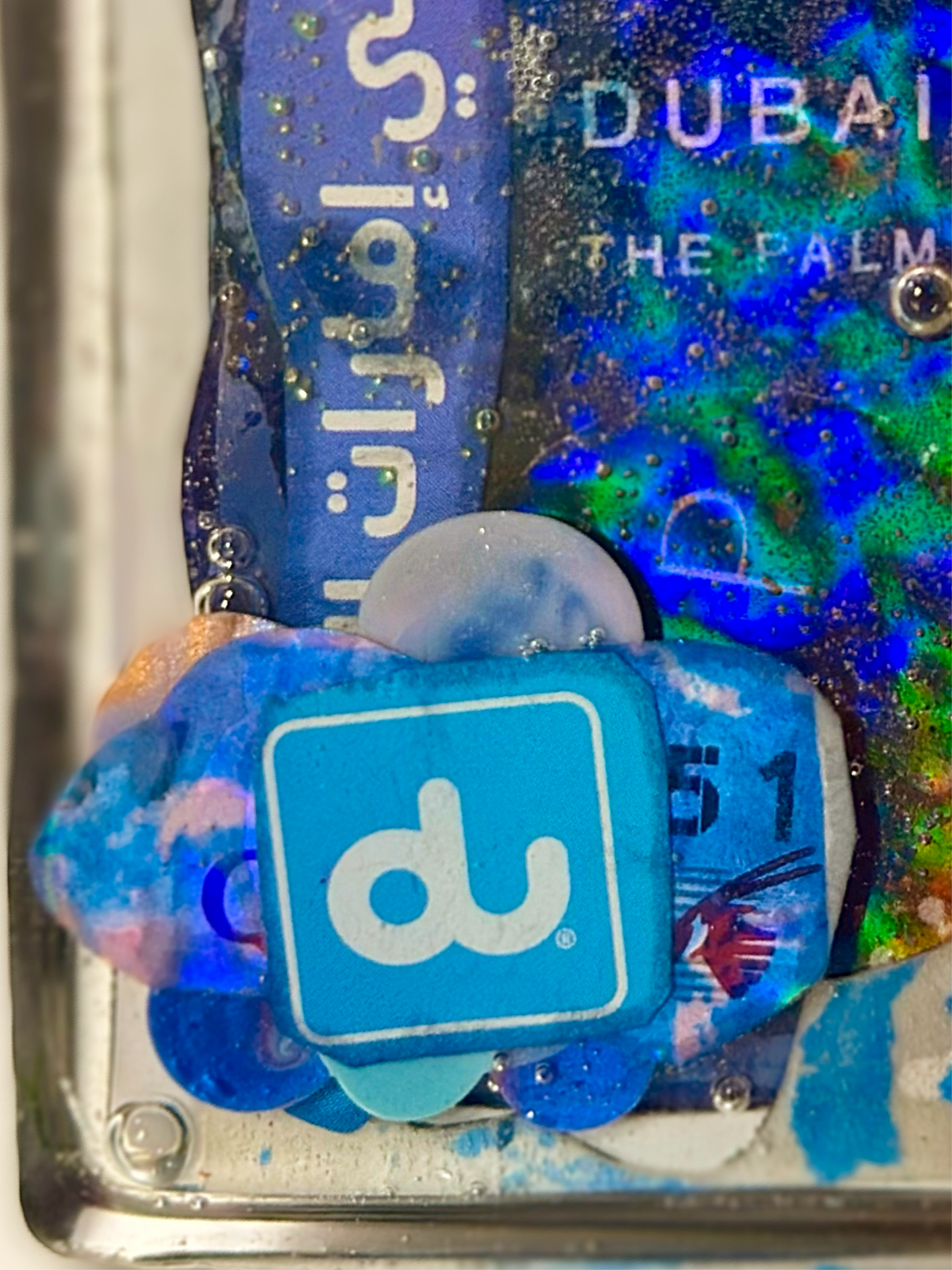Dubai | checking in (holograph)